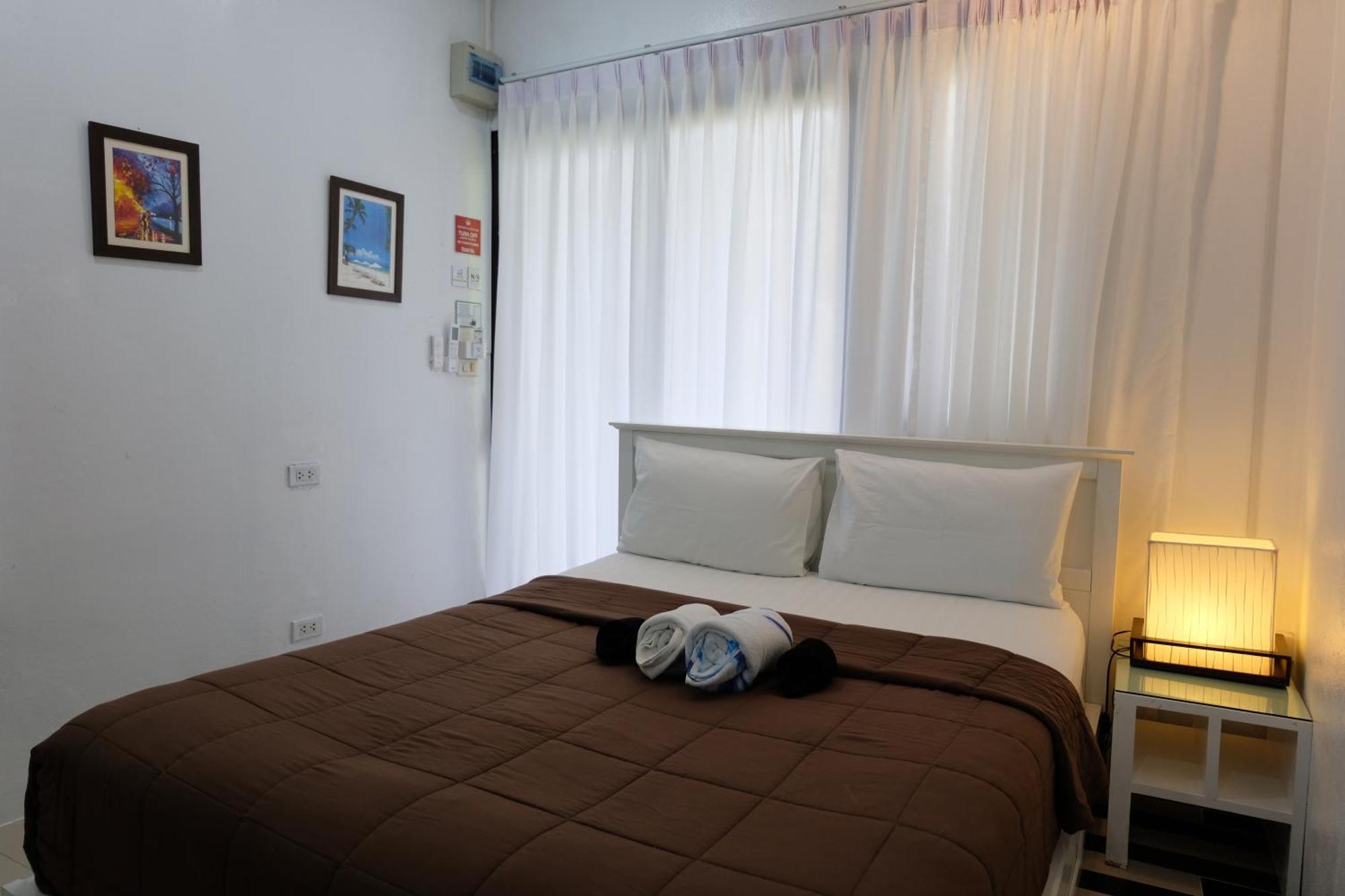 Baan Poon Garden Hotel Csaveng-part Kültér fotó