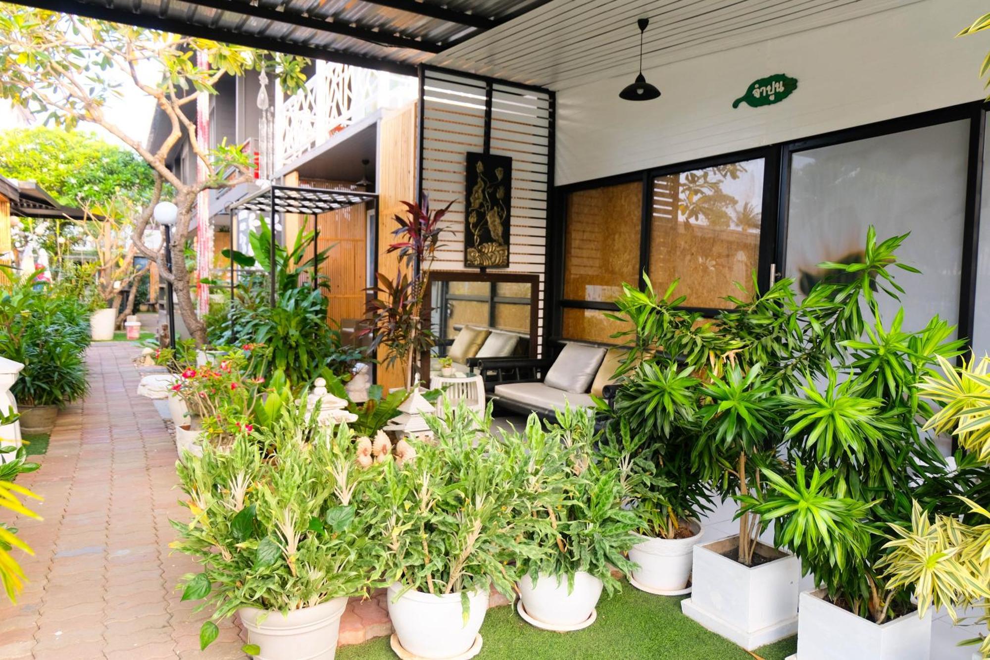 Baan Poon Garden Hotel Csaveng-part Kültér fotó