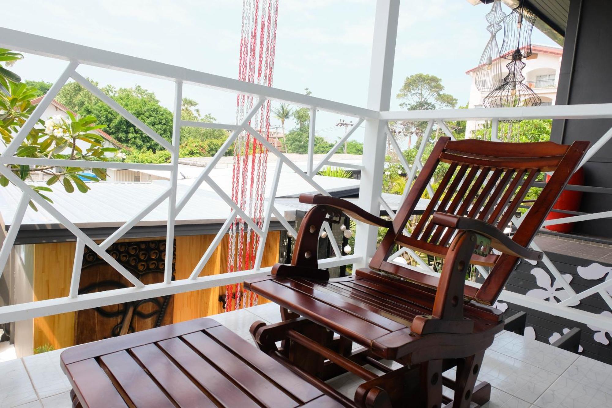 Baan Poon Garden Hotel Csaveng-part Kültér fotó